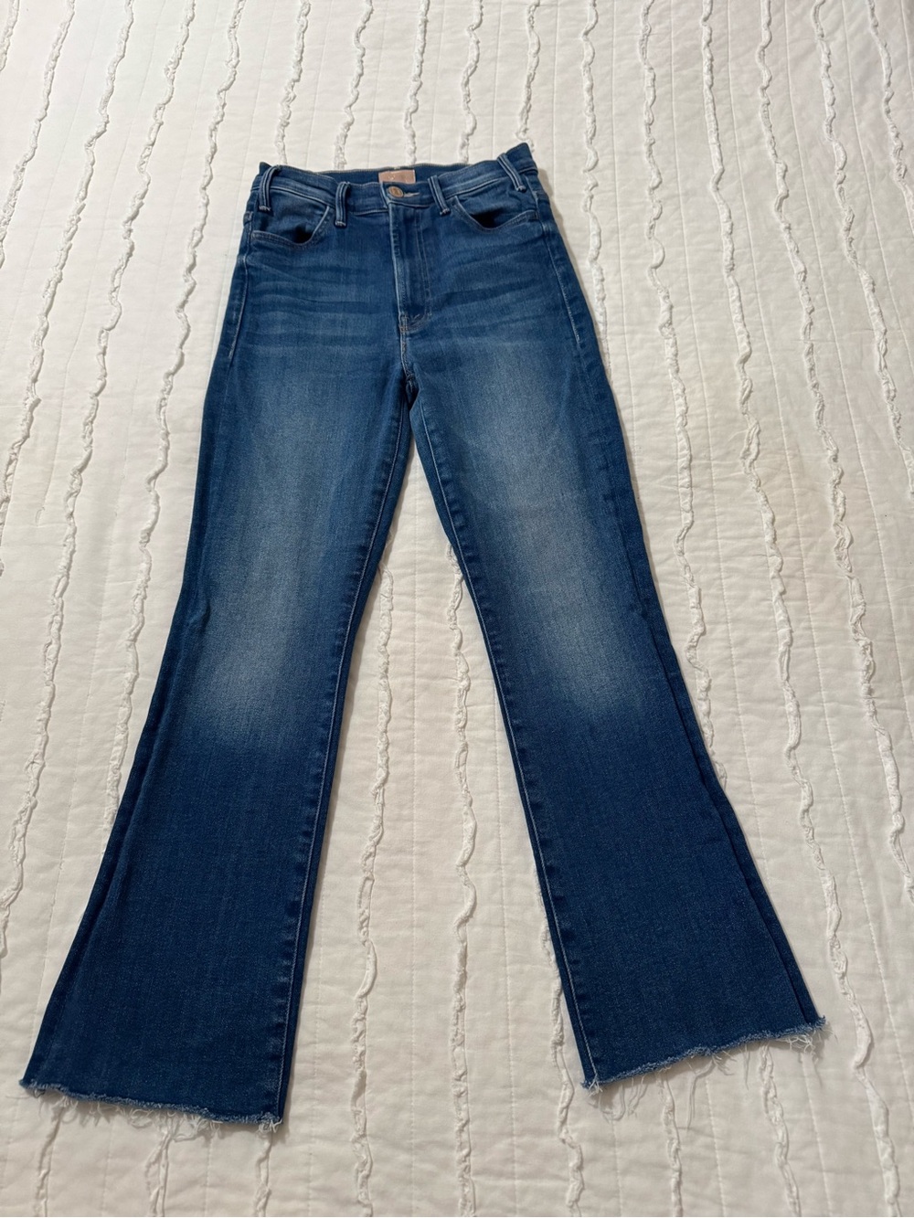 MOTHER Denim Hustler Ankle Fray Jeans in Balls of Yarn